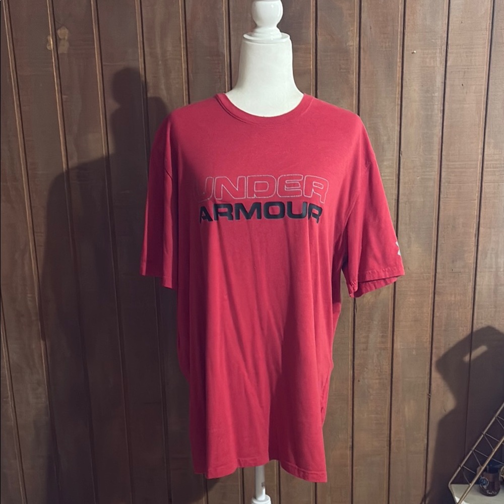 Under Armour Red Short Sleeve Tee